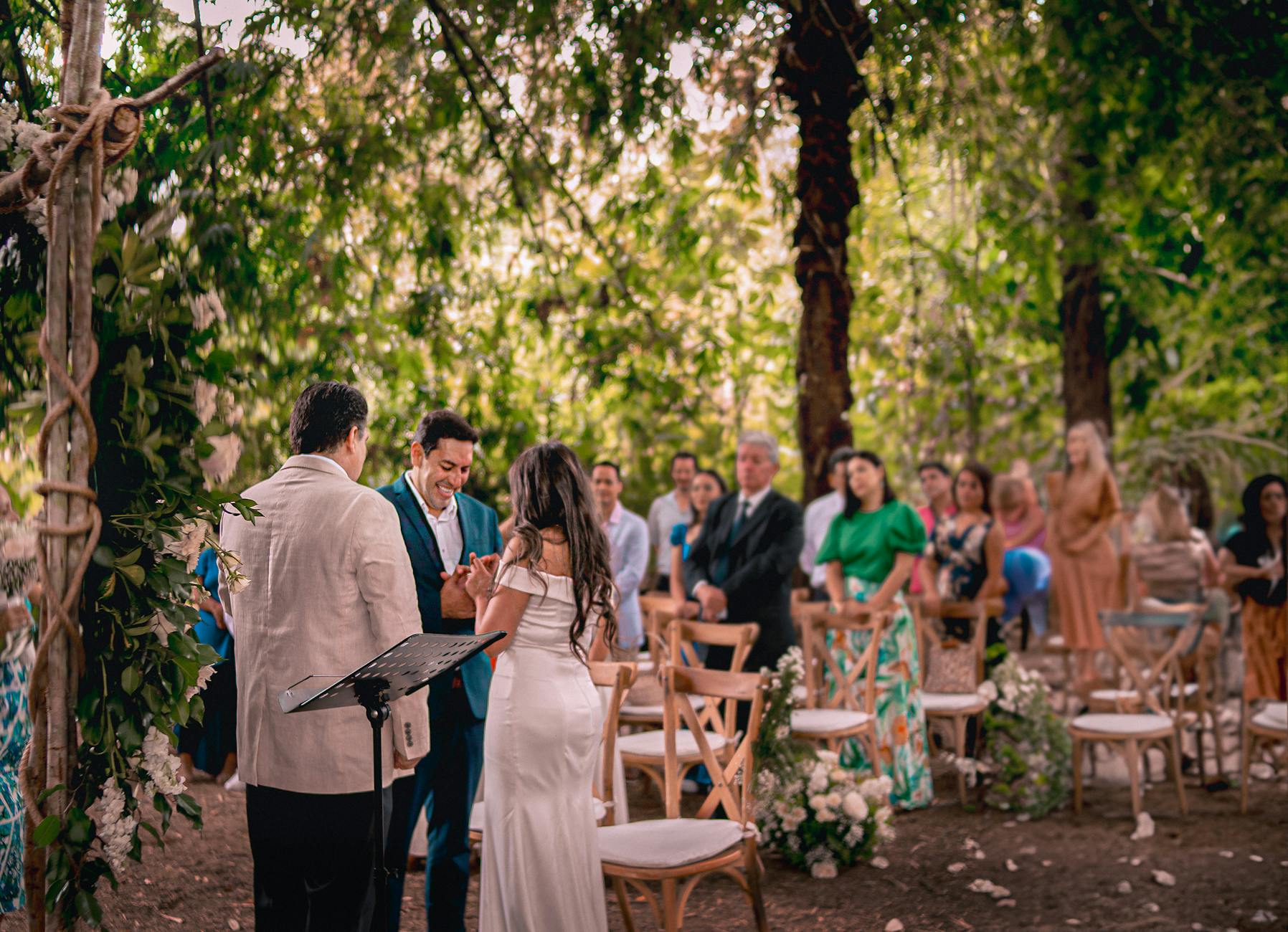 Outdoor Ceremony — Transparentes Zelt